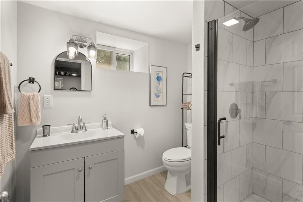 7711 Longwood Avenue — photo 30