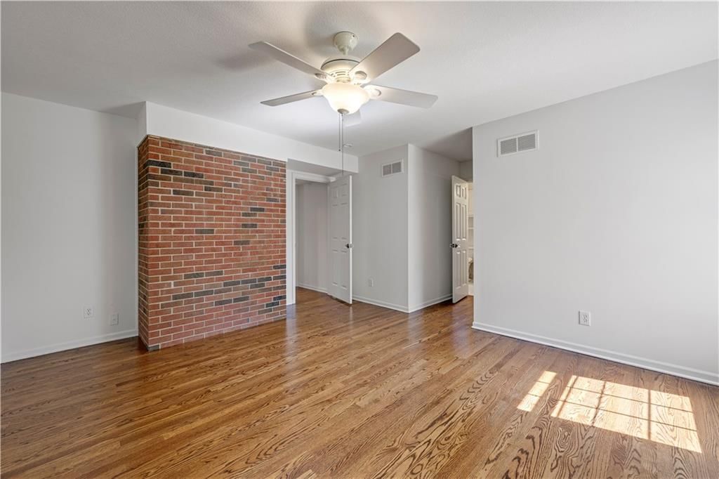 Photo 11 of 38 - 5902 noland Road, Shawnee, KS 66216