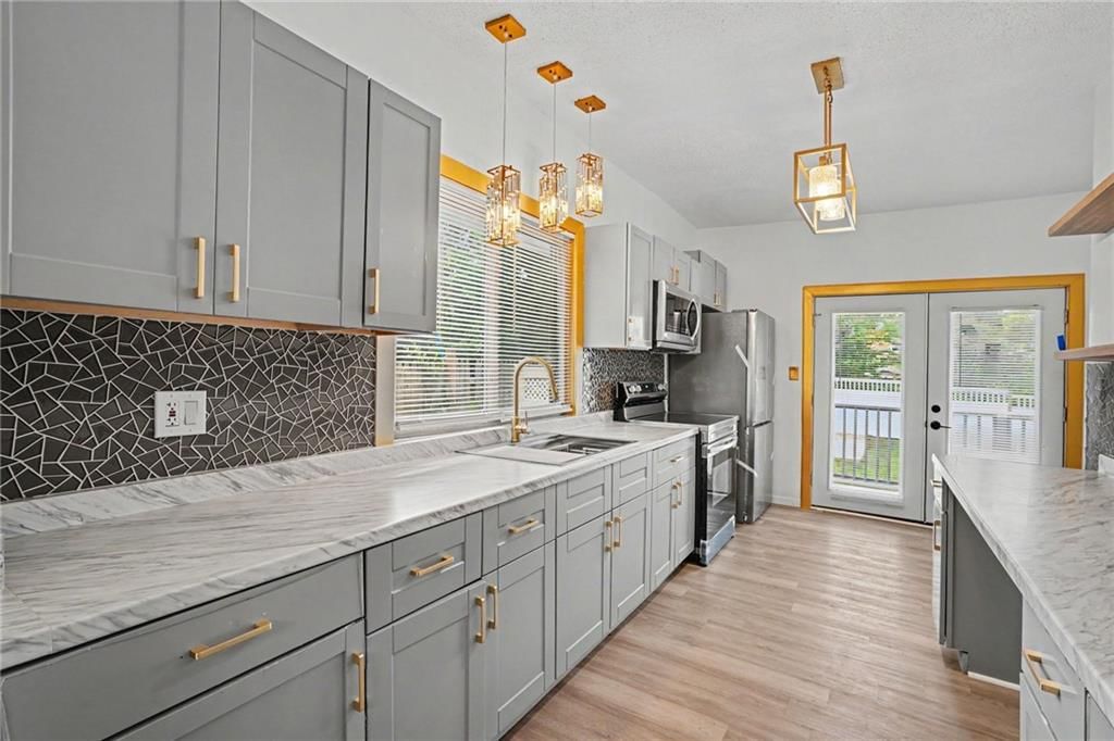 4002 S Benton Avenue — photo 8