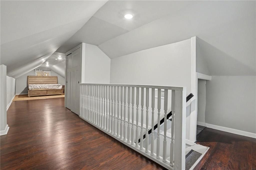 4002 S Benton Avenue — photo 14