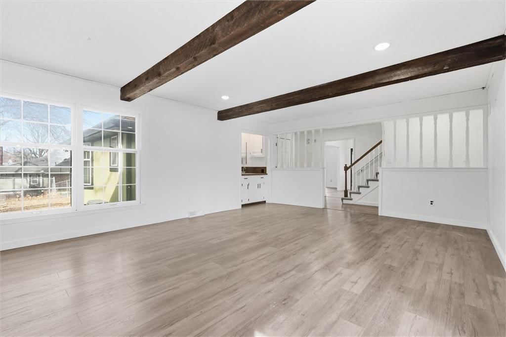 1038 N Woodland Court — photo 7