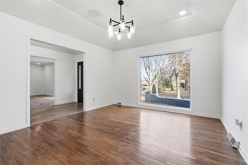 1038 N Woodland Court — photo 9