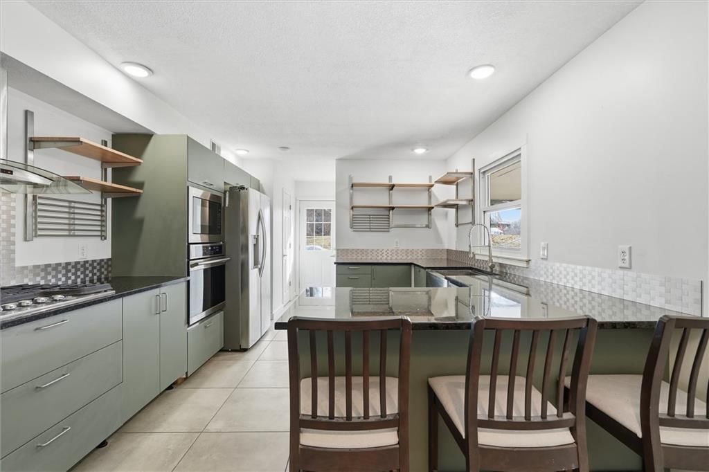 1038 N Woodland Court — photo 11