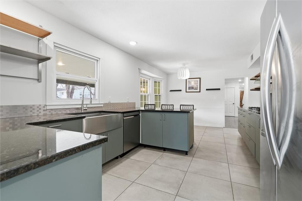 1038 N Woodland Court — photo 13