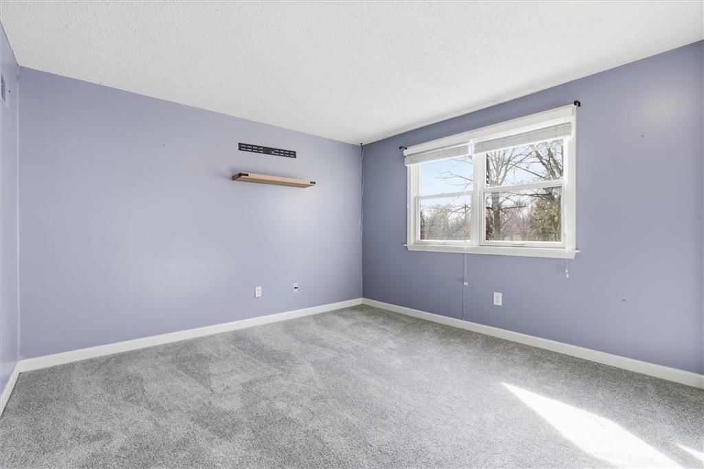 1038 N Woodland Court — photo 20