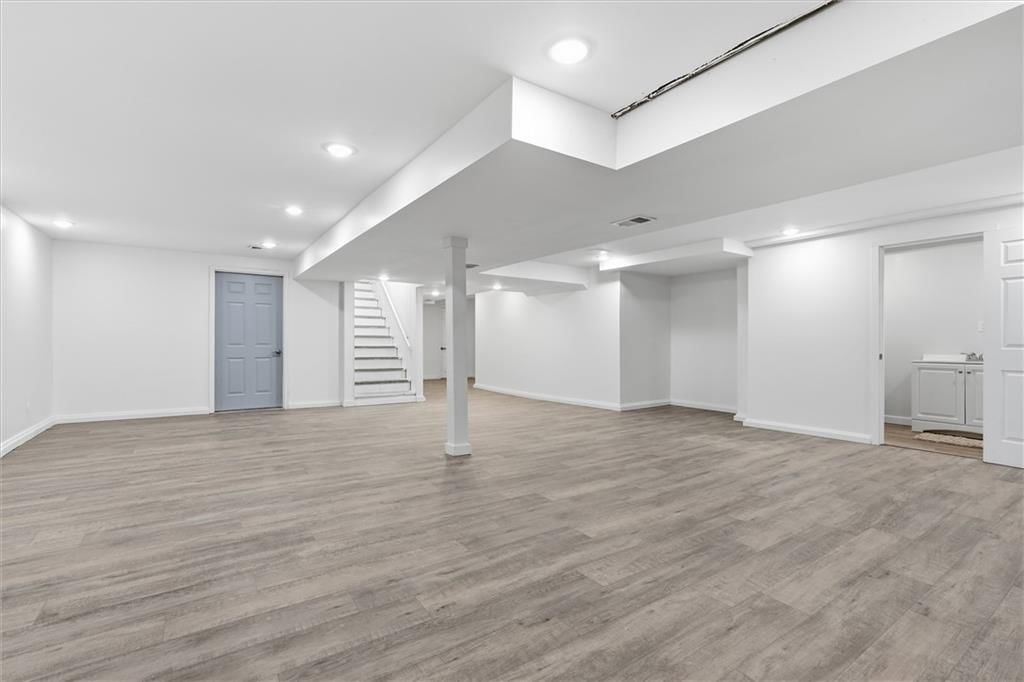 1038 N Woodland Court — photo 26