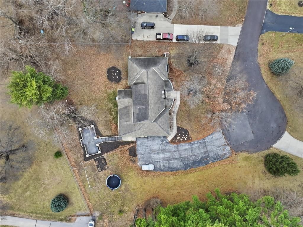 1038 N Woodland Court — photo 43