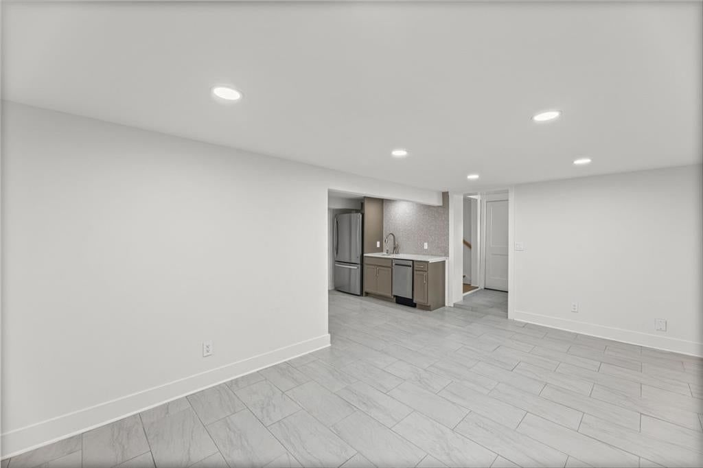 Photo 29 of 42 - 5657 W 50th Street, Mission, KS 66202