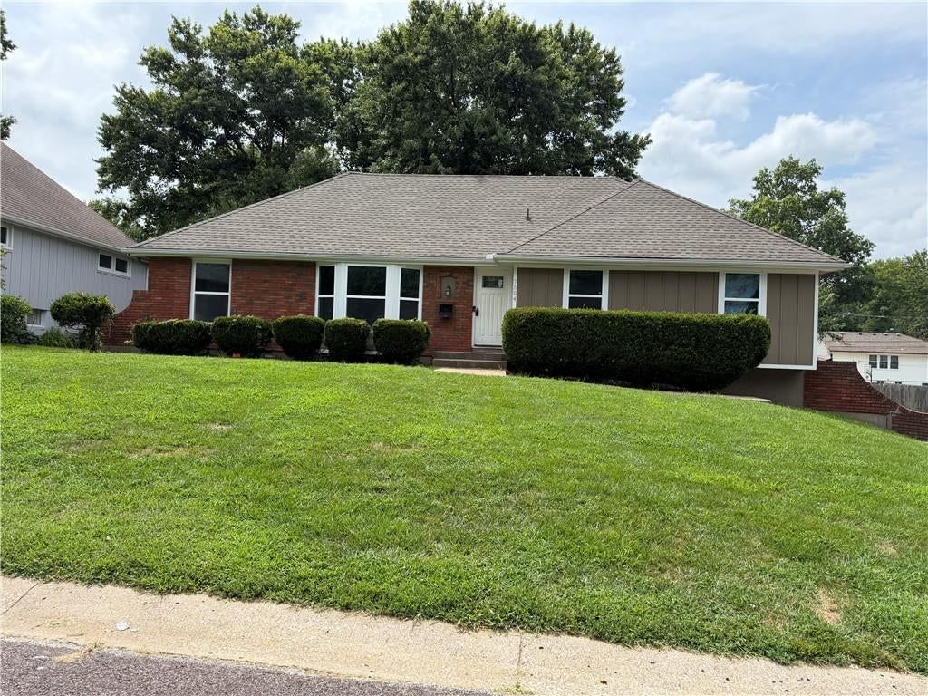 7504 Overton Avenue, Raytown, MO