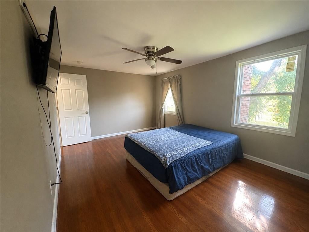 Photo 16 of 24 - 7504 Overton Avenue, Raytown, MO 64138