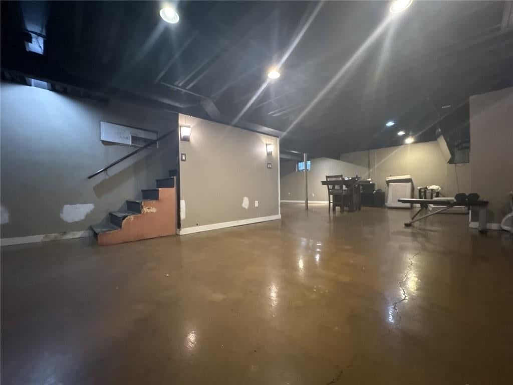 Photo 21 of 24 - 7504 Overton Avenue, Raytown, MO 64138