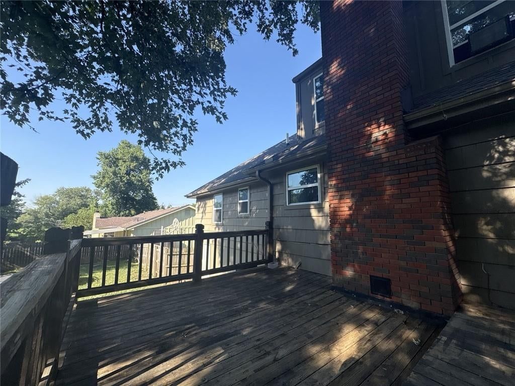Photo 22 of 24 - 7504 Overton Avenue, Raytown, MO 64138