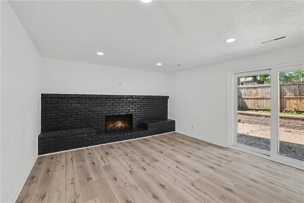 9248 Switzer Street — photo 10