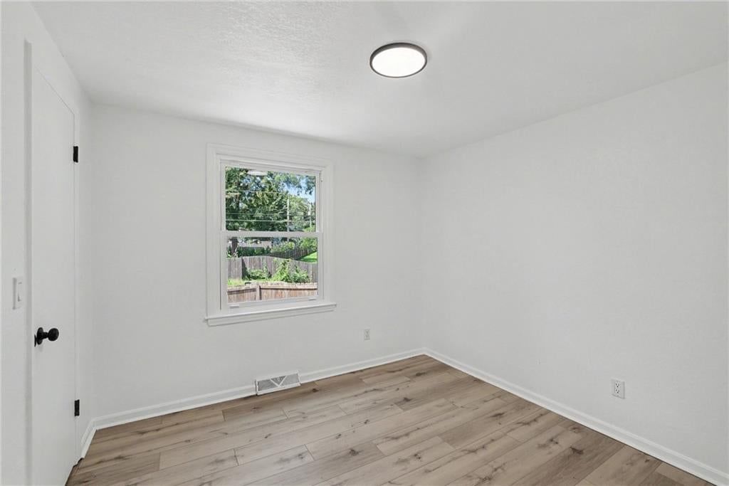 9248 Switzer Street — photo 19
