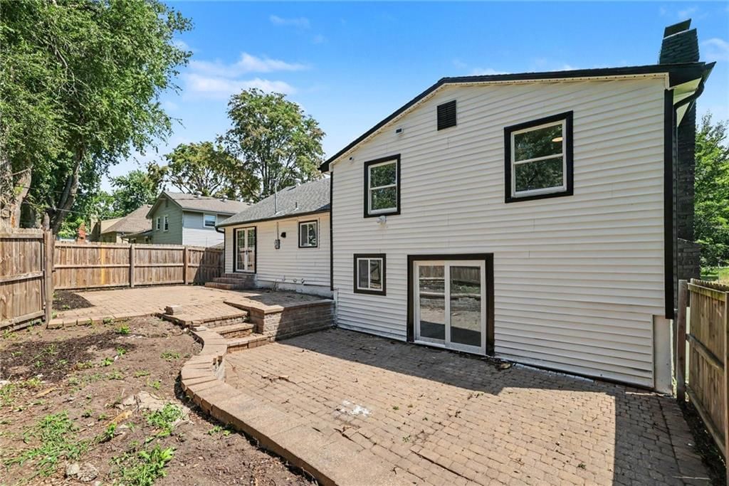 9248 Switzer Street — photo 23
