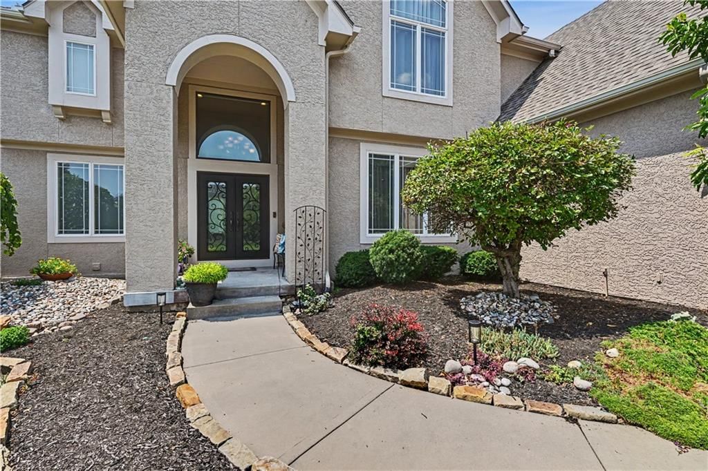 16420 Rosewood Street — photo 2