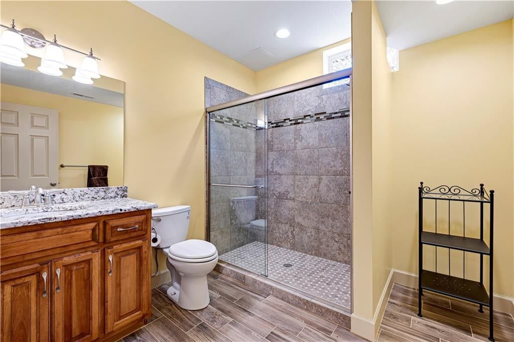 16420 Rosewood Street — photo 34