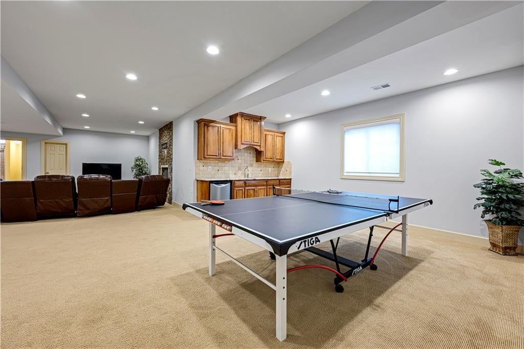 16420 Rosewood Street — photo 37