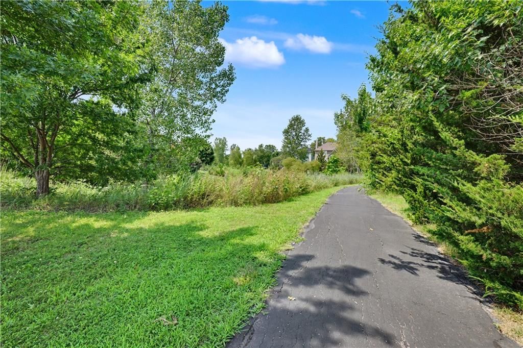 16420 Rosewood Street — photo 45