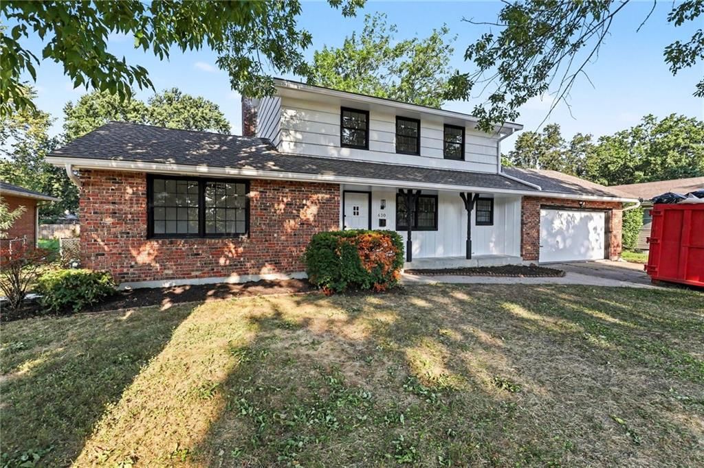 610 NE Magnolia Street — photo 1