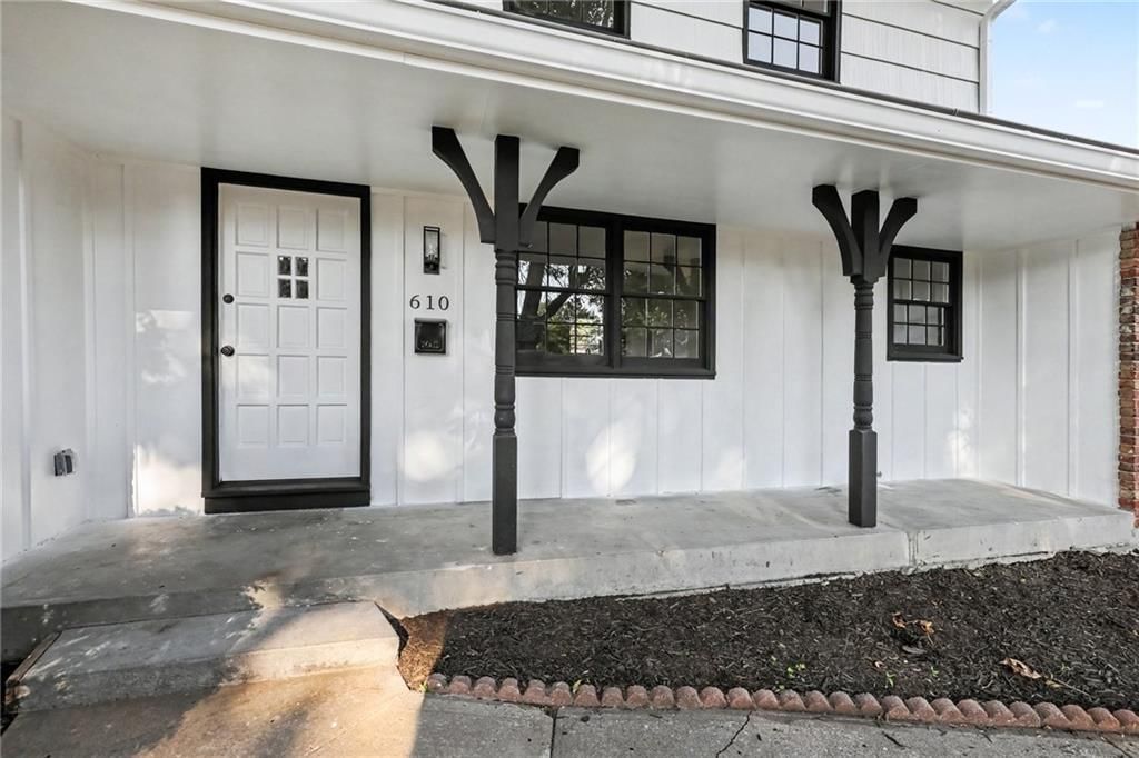 610 NE Magnolia Street — photo 2