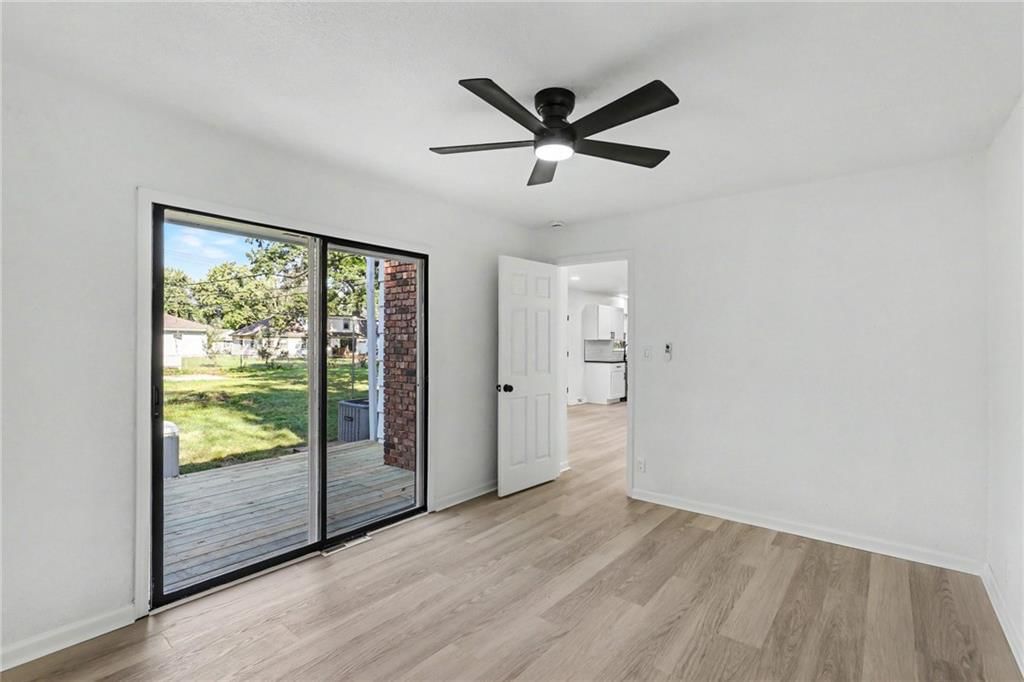 610 NE Magnolia Street — photo 11