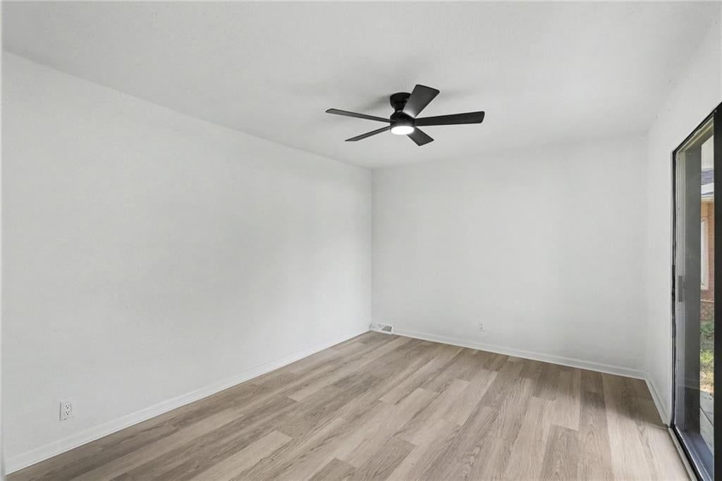 610 NE Magnolia Street — photo 12