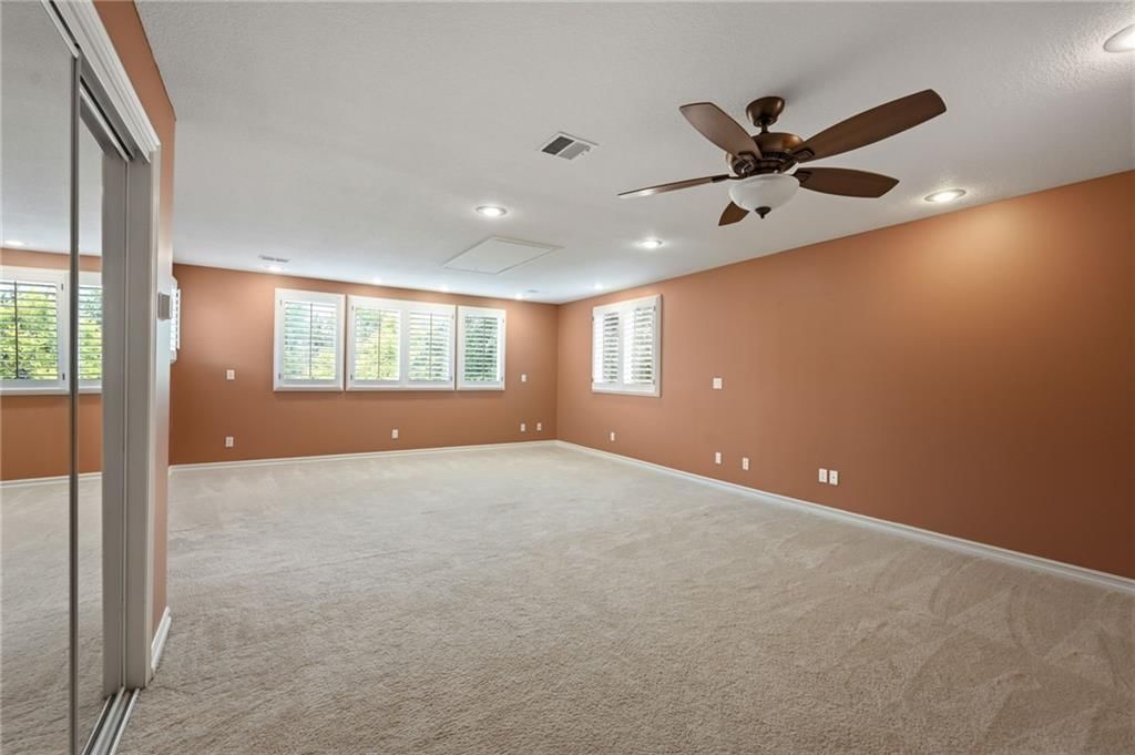 8217 W 146th Terrace — photo 32