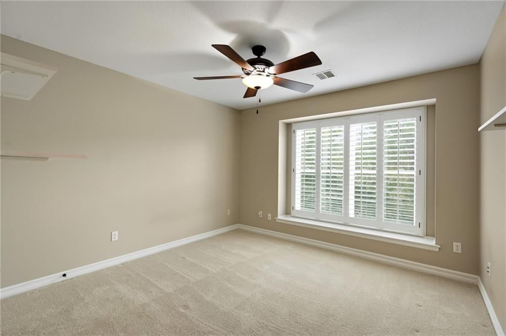 8217 W 146th Terrace — photo 36