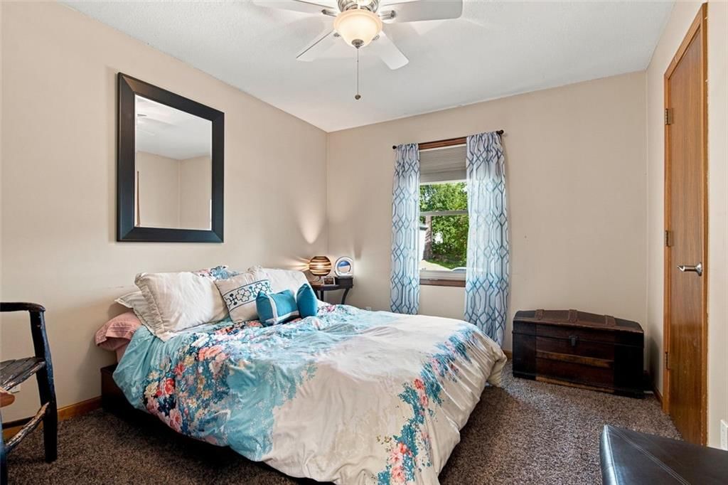 Photo 17 of 43 - 9801 NW 86th Street, Kansas City, MO 64153