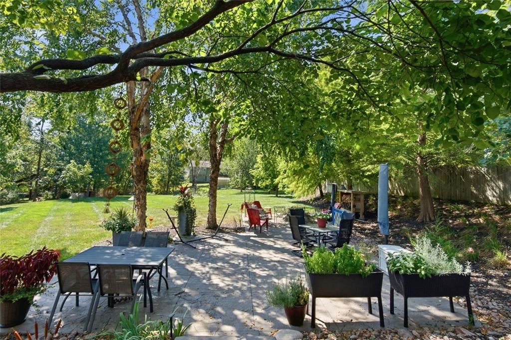 Photo 29 of 43 - 9801 NW 86th Street, Kansas City, MO 64153