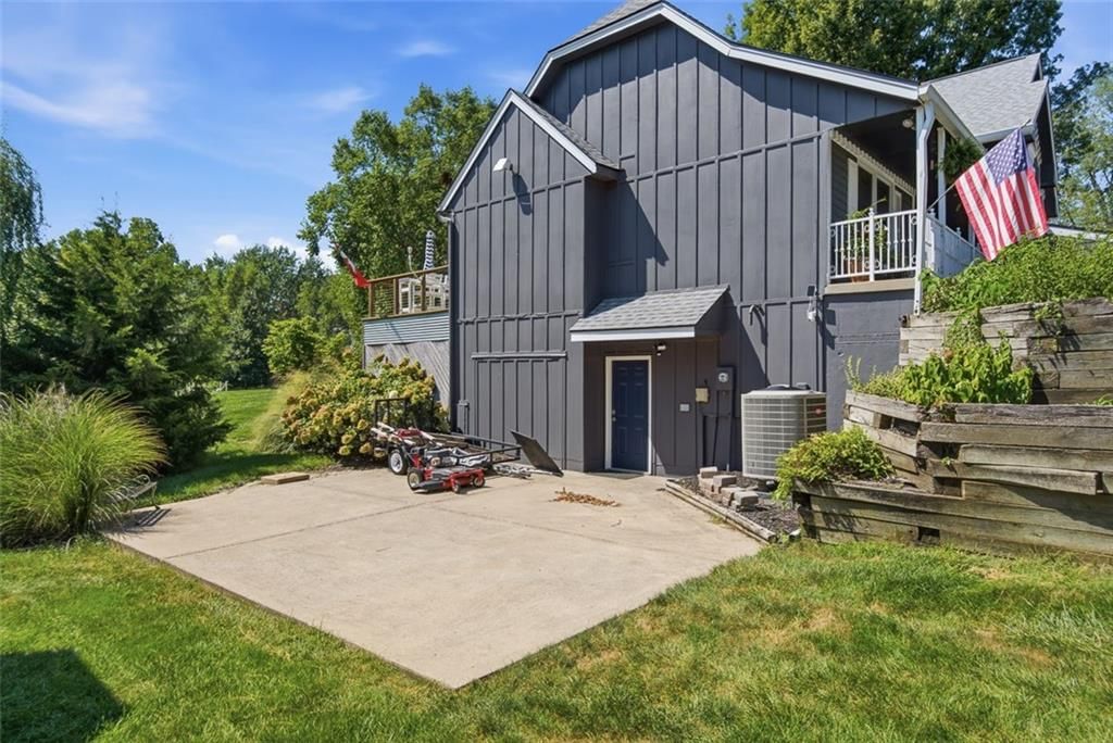 Photo 33 of 43 - 9801 NW 86th Street, Kansas City, MO 64153