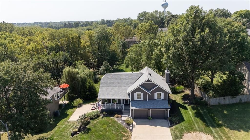 Photo 35 of 43 - 9801 NW 86th Street, Kansas City, MO 64153
