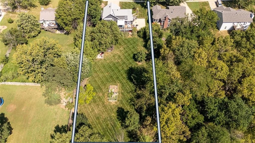 Photo 36 of 43 - 9801 NW 86th Street, Kansas City, MO 64153