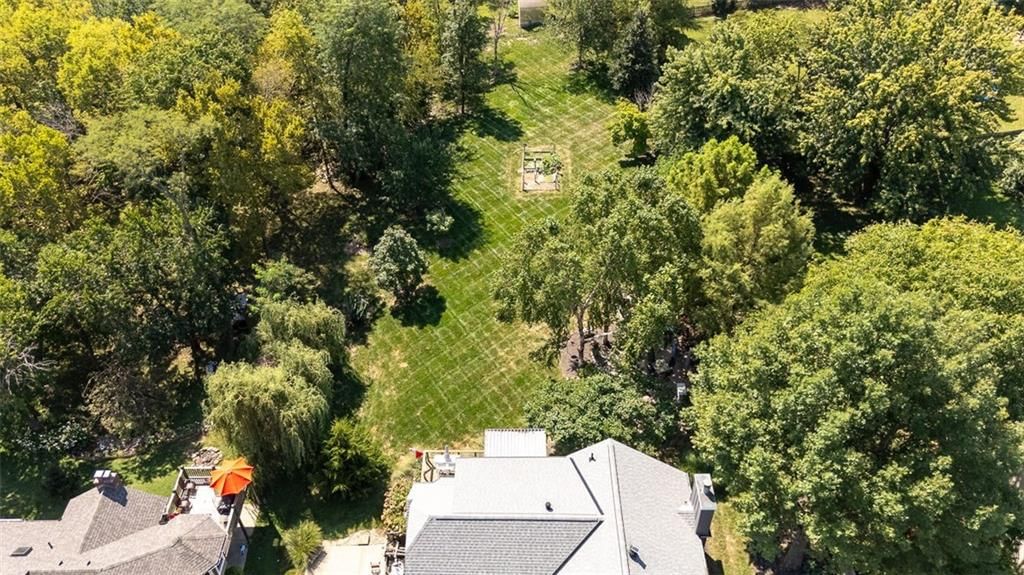 Photo 37 of 43 - 9801 NW 86th Street, Kansas City, MO 64153