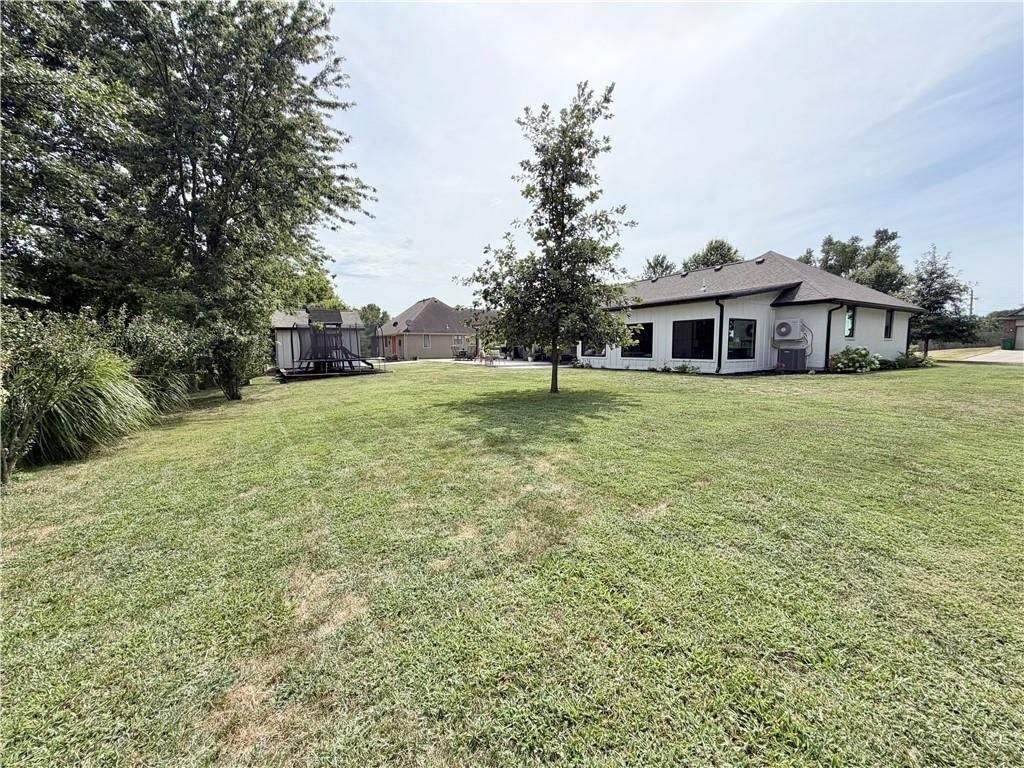 1107 Country Club Drive — photo 46