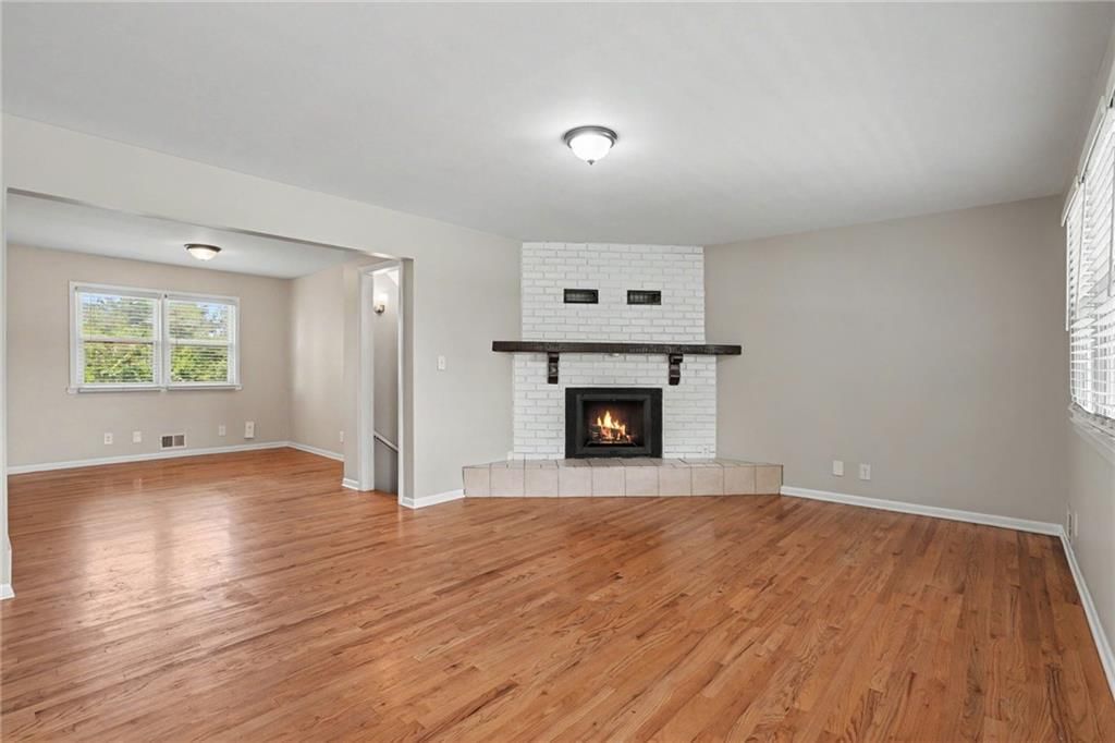 3608 N Euclid Avenue — photo 2