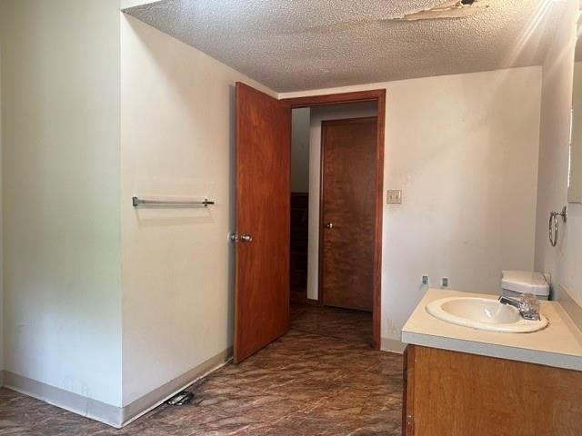 1000 6th Avenue — photo 23