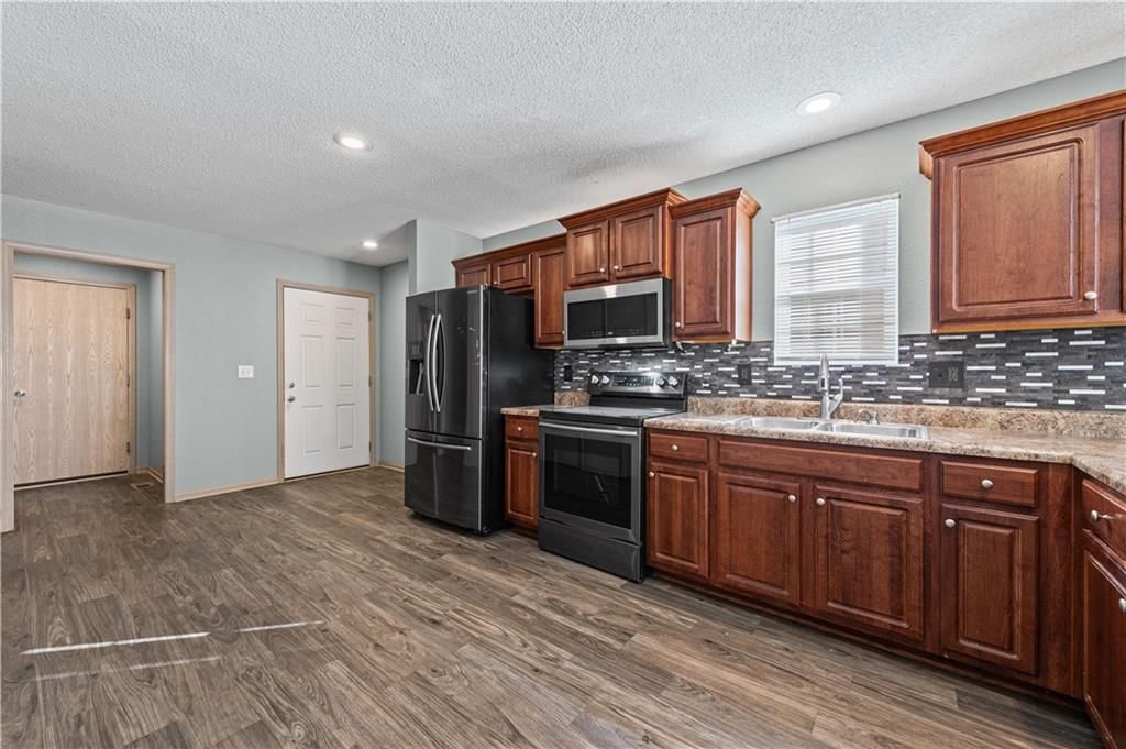 15355 NW 123rd Street — photo 6