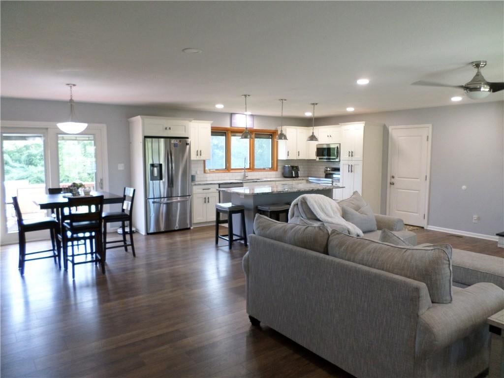 17600 Country Club Road — photo 3