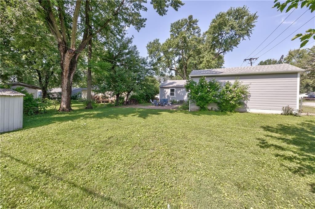 7101 Maple Street — photo 33