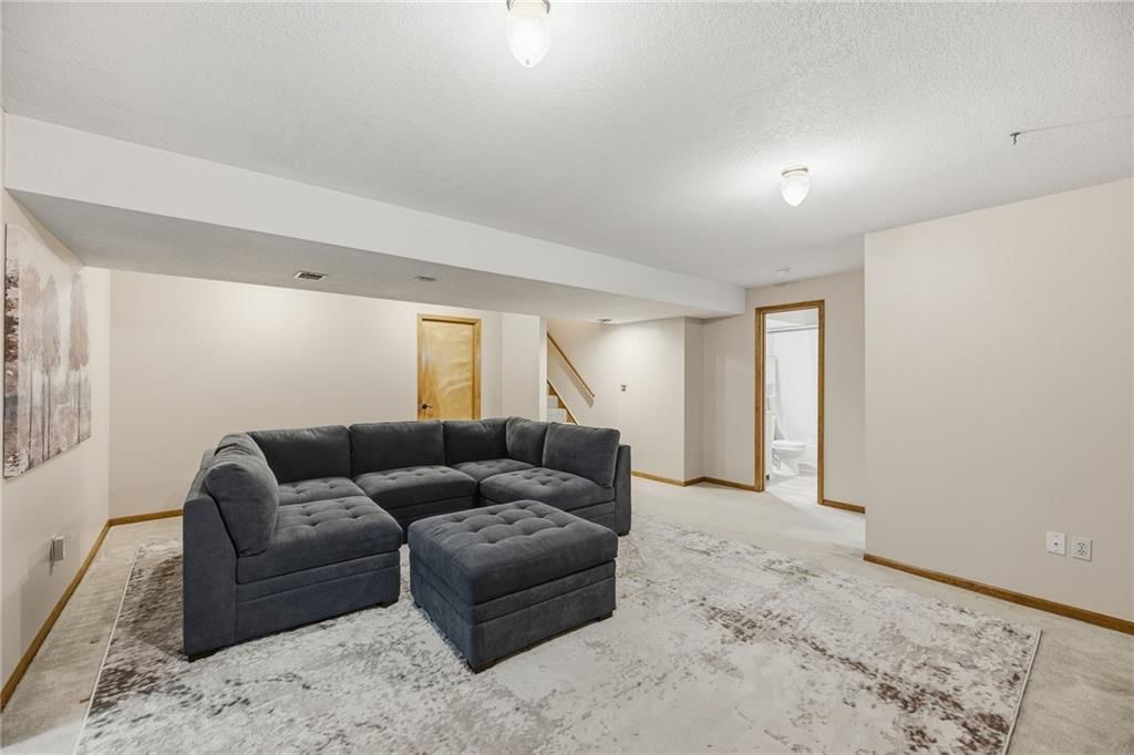 8592 Caenen Lake Court — photo 28