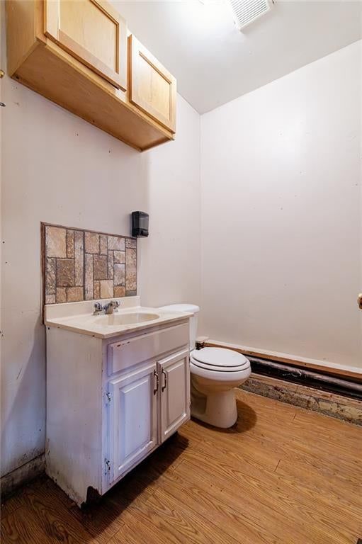 102 E Atchison Street — photo 70