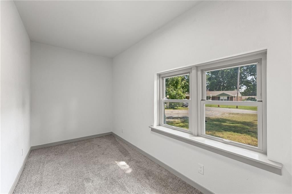8716 E 74th Street — photo 24
