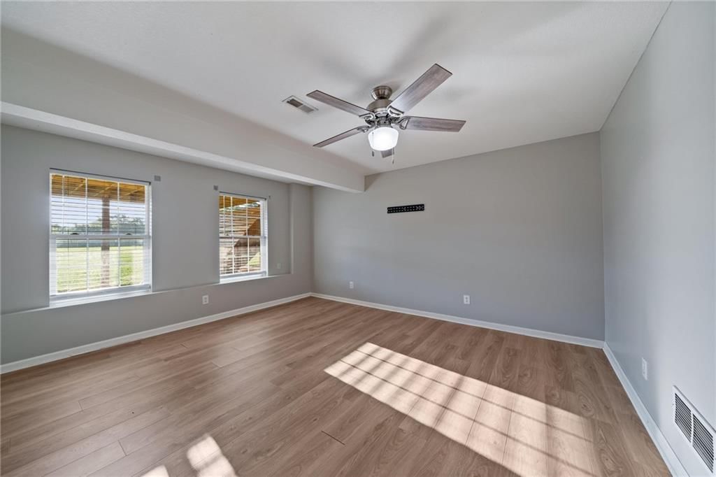 14715 S Bynum Road — photo 23