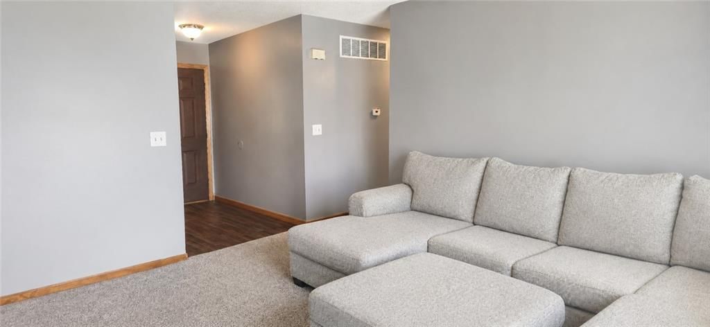823 S Sycamore Street — photo 12