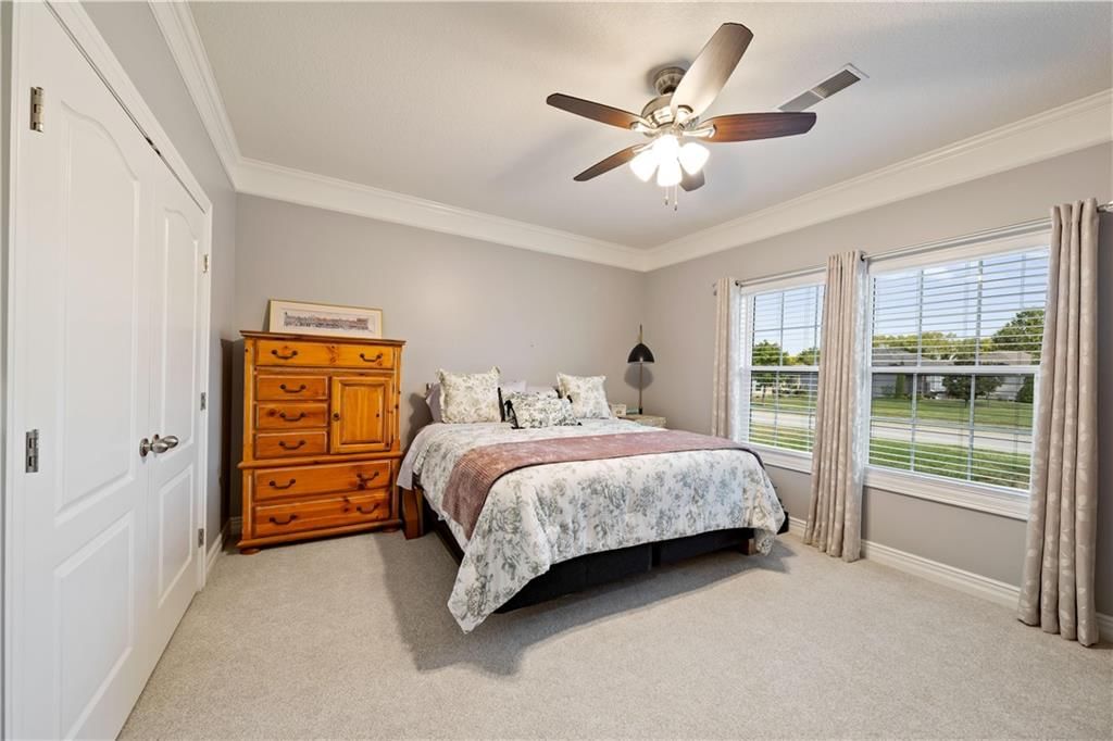 2709 NE Sonora Valley Drive — photo 11