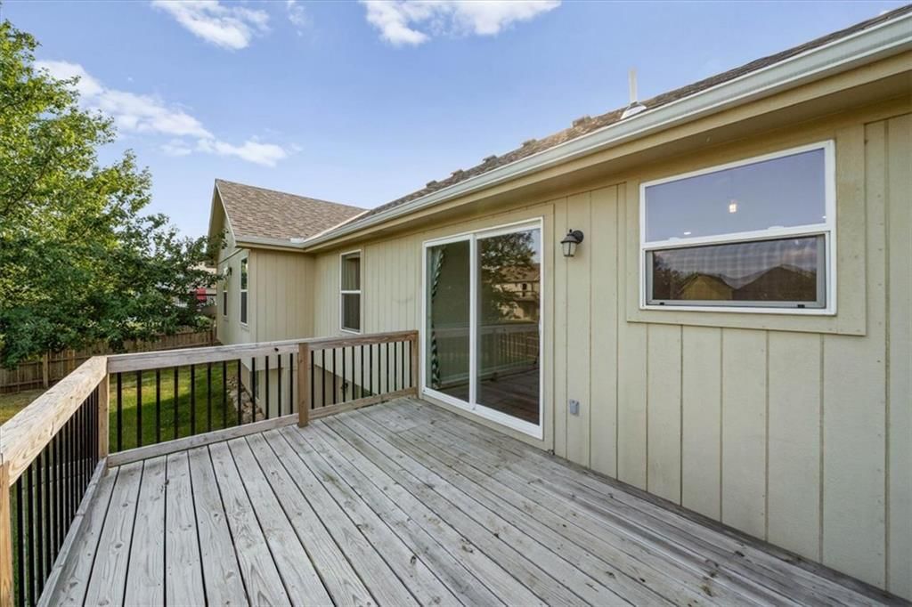 805 SW Bobcat Street — photo 14