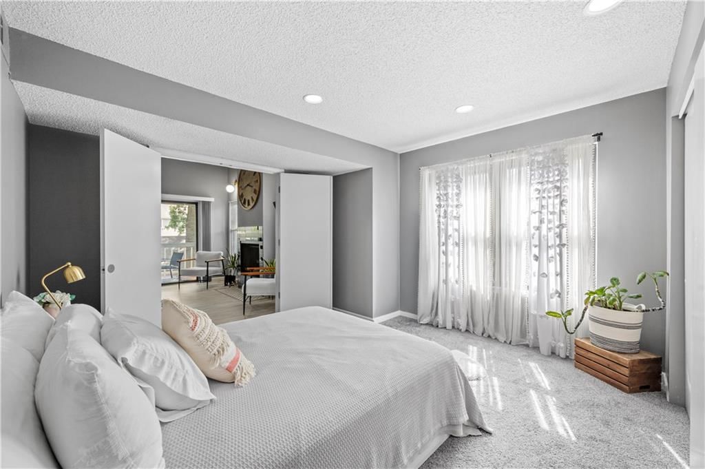 8824 W 106th Terrace — photo 16