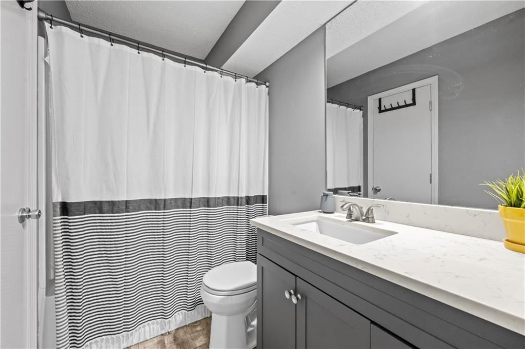8824 W 106th Terrace — photo 17